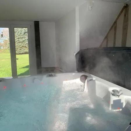 Le Clos Gite Avec Spa Pour 2 Personnes Beuzeville Exterior photo